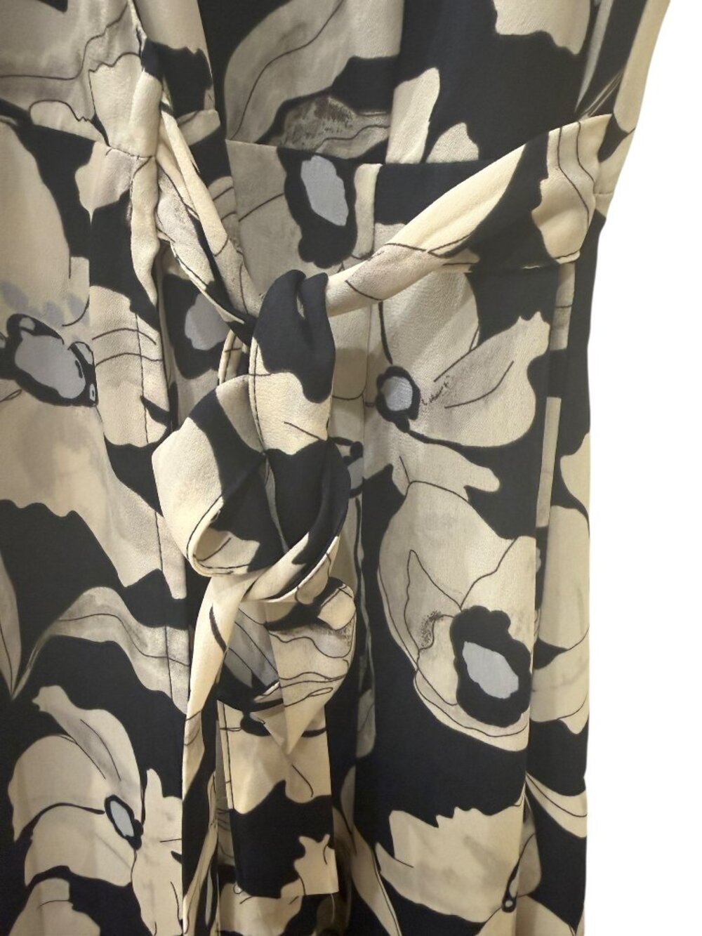 Banana Republic Petite Navy Floral Wrap Maxi Dress with Tie Waist, Size 6P - Picture 4 of 5